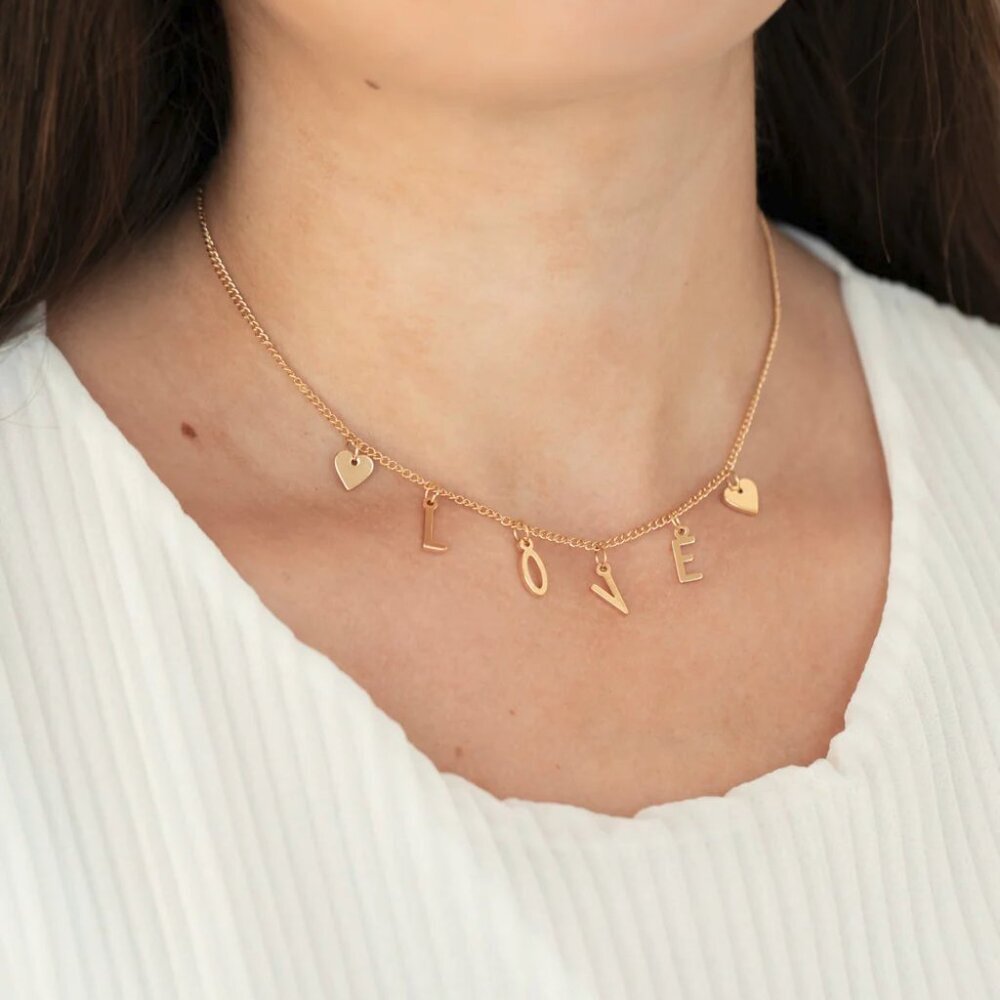 Paparazzi Jewelry Accessories - Love Conquers All - Gold Necklace - Vintage